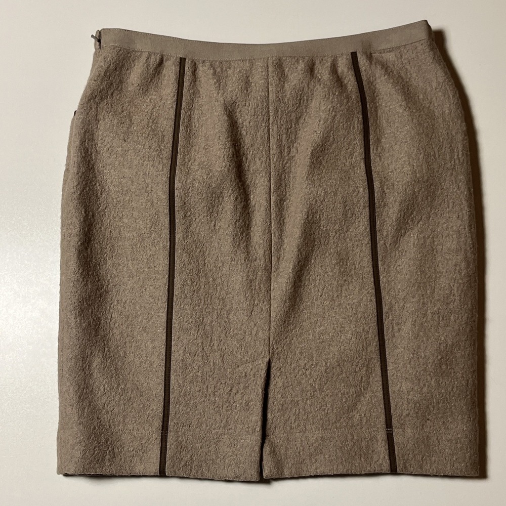 BCBG Maxazria Wool Blend Pencil Skirt Size L Brown Tweed Knee Length w/Pockets - Picture 3 of 7